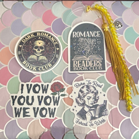 Book lovers handcrafted book mark by me - Picture 1 of 2